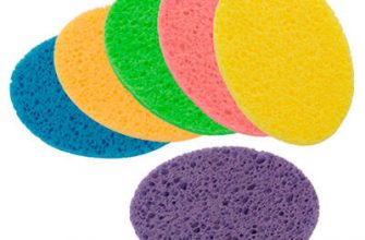 kak uhazhivat za sponzhem dlya makiyazha 2