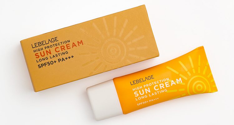 uhod za litsom kak uhazhivat za kozhey shei i dekolte 1