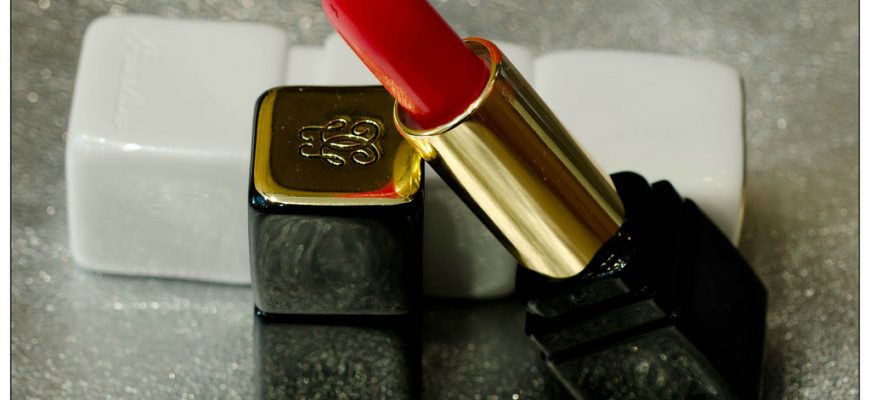 Как убрать помаду с зубов 1 pomady